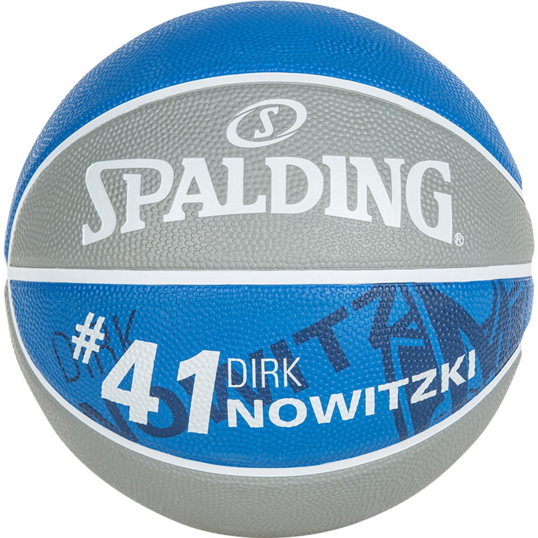 Ballong Spalding Player Dirk Nowitzki