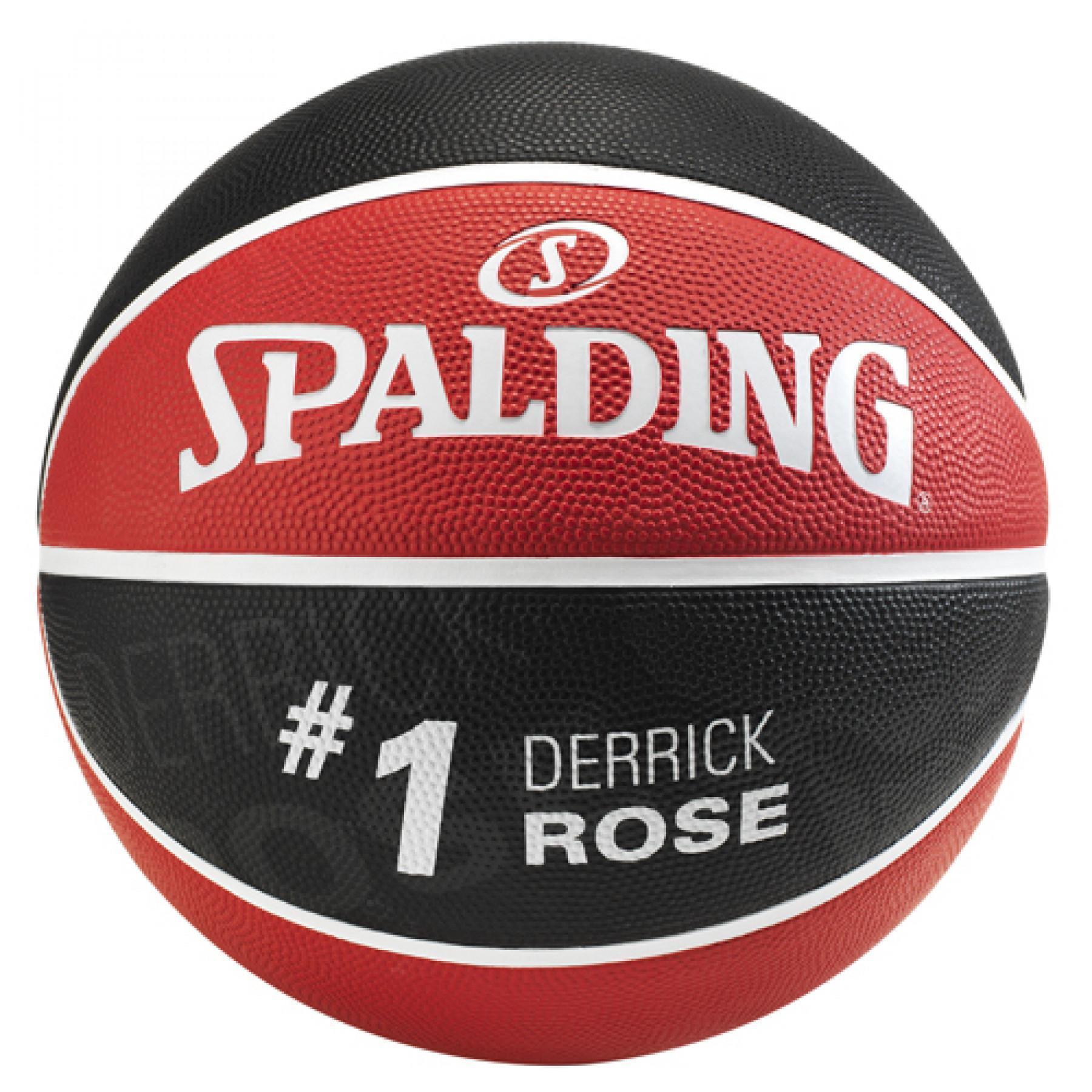 Ballong Spalding Player Derrick Rose