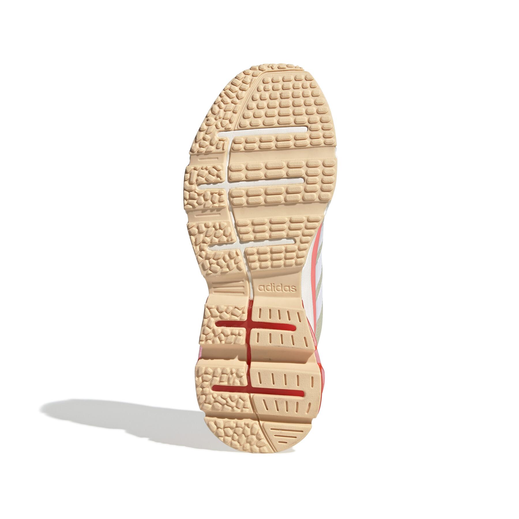Löparskor för kvinnor adidas Quadcube