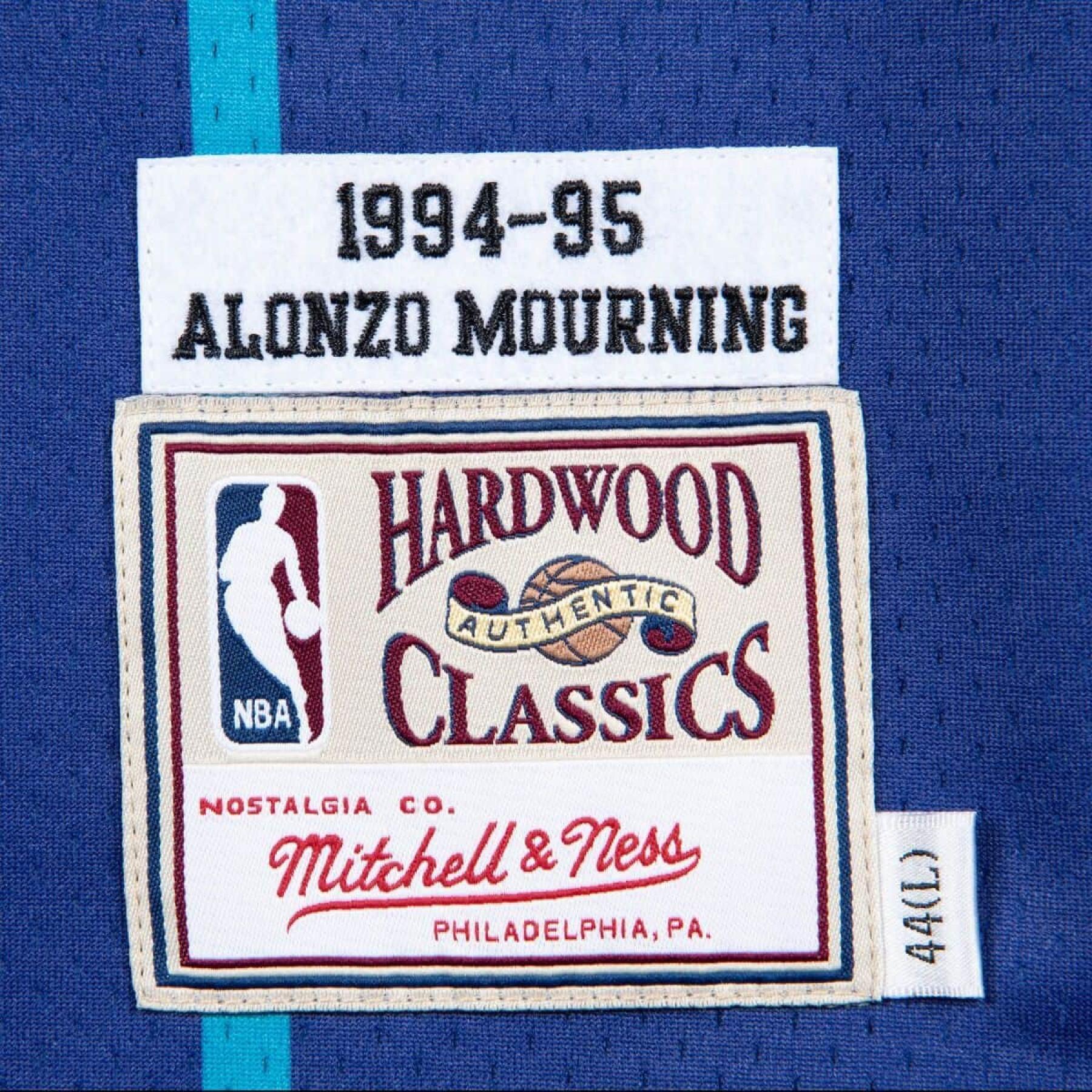 Autentisk tröja Charlotte Hornets Alonzo Mourning 1995