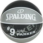 Ballong Spalding Player Tony Parker